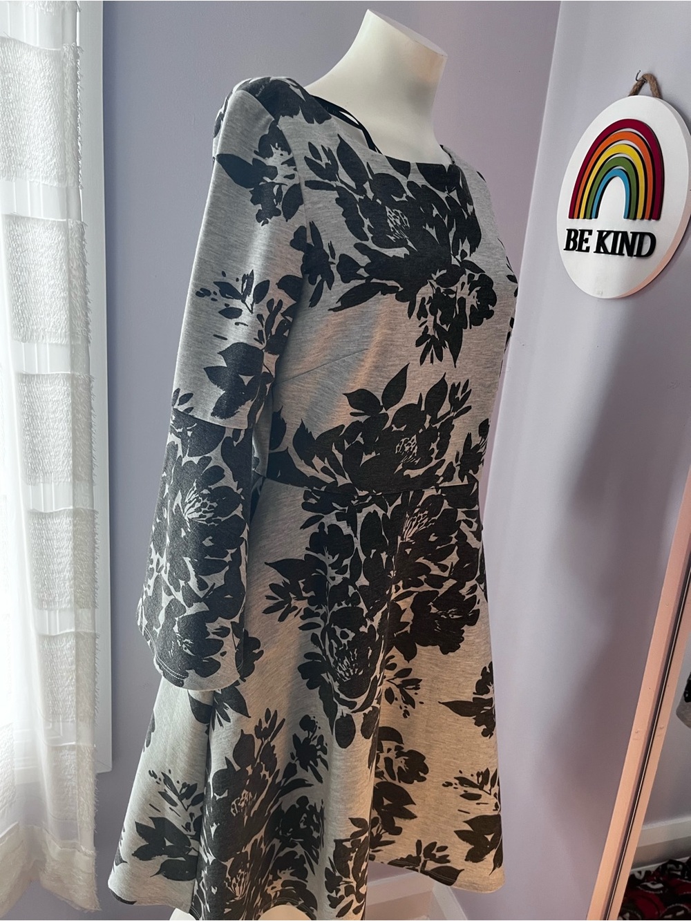 Women's Long Sleeve Floral Fit & Flare Dress - Gray/Black